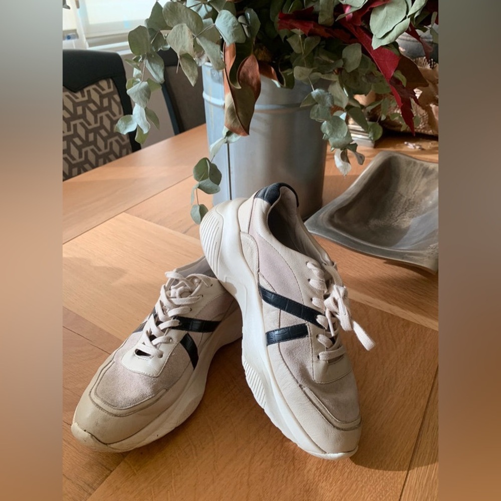 Massimo Dutti Beige Leather Chunky Sneakers